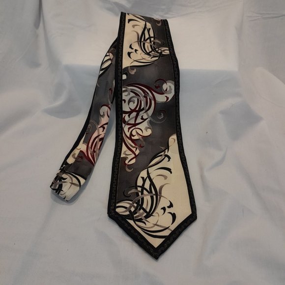 Di Moggio Handmade 100% Pure Silk Red/Black Ribbon Neck tie Made in Korea - Picture 5 of 6